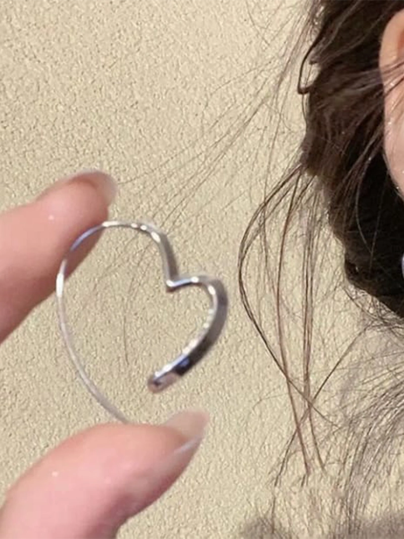 silver heart earrings